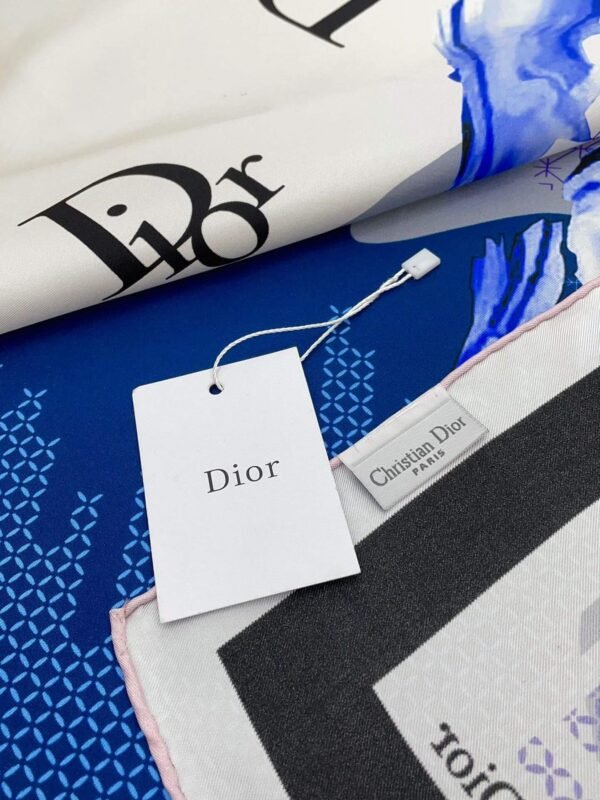 570796 Dior Square 90 Silk Scarves