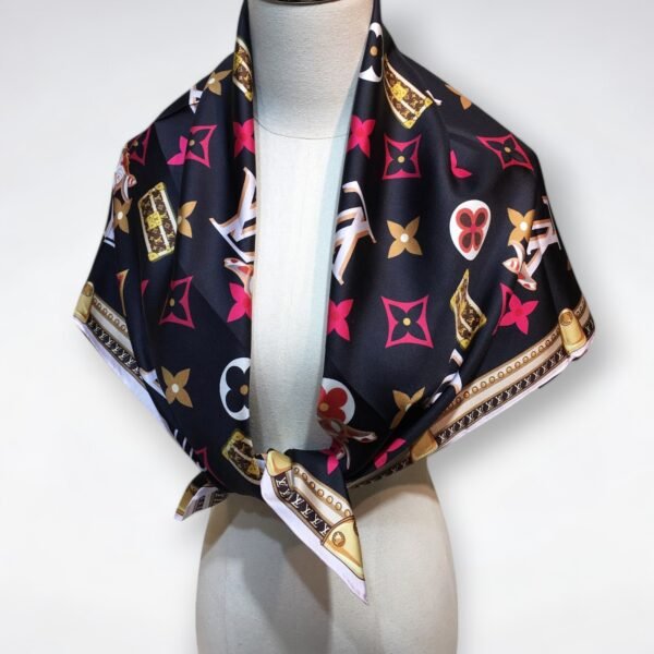 570821 Louis Vuitton Square 90 Silk Scarves